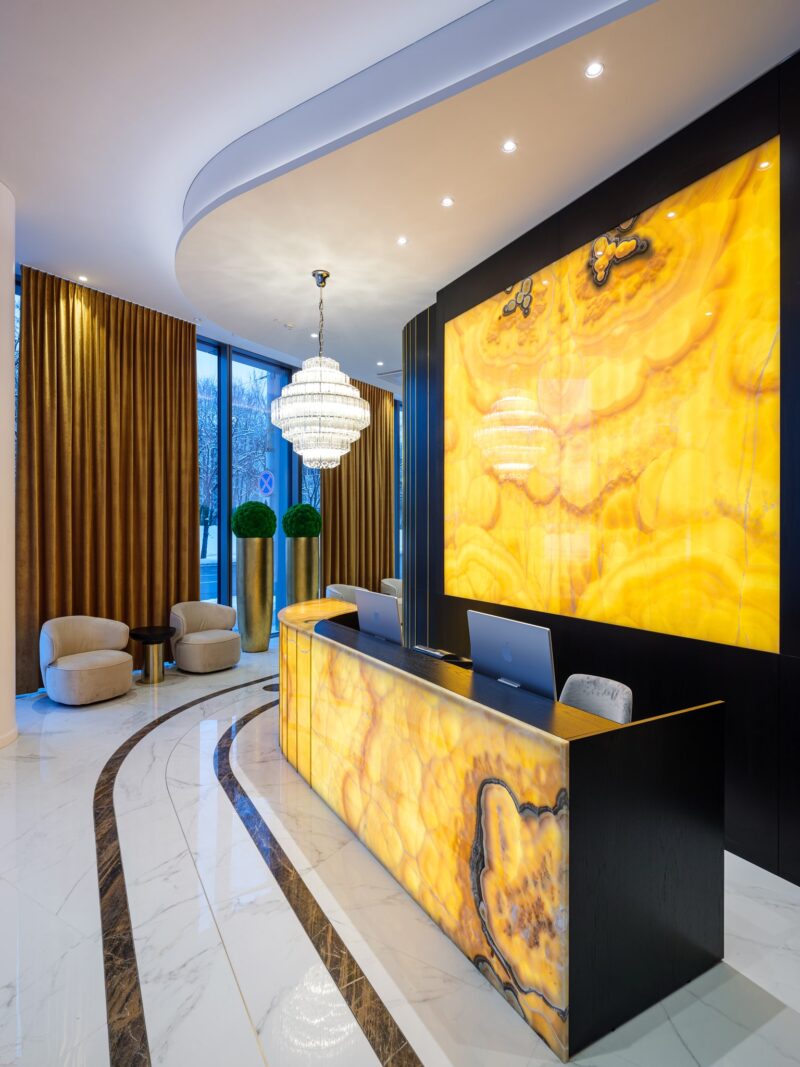 Galerija REVÙ CLINIC